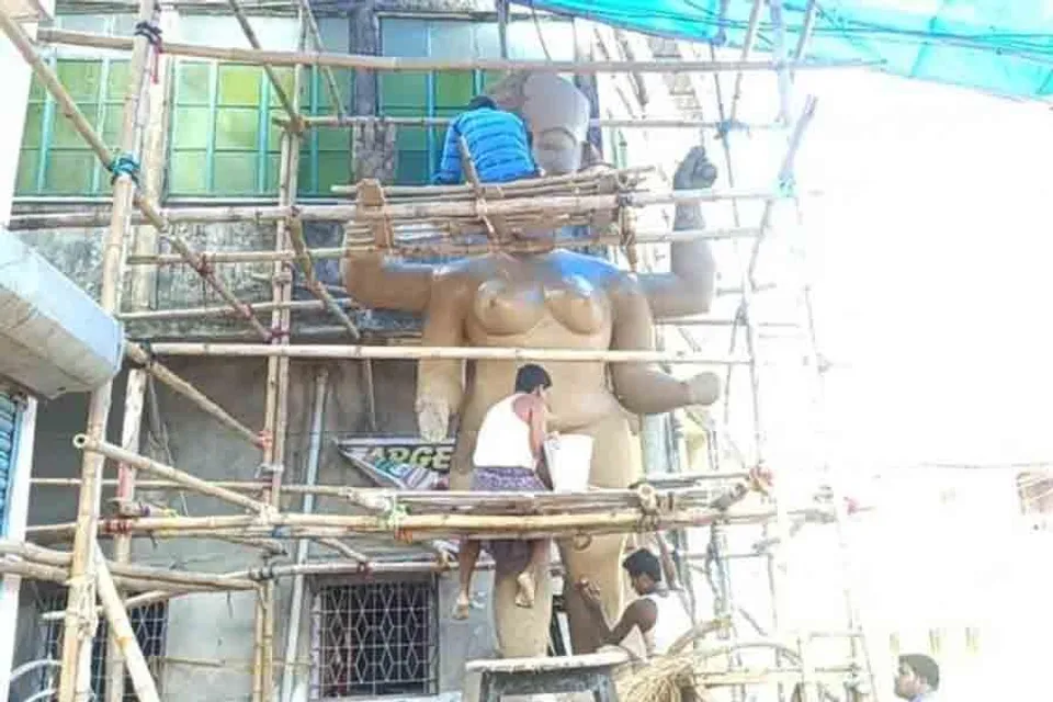 কুস্তিগীরদের ২২ ফুটের ‘মোটা কালি'র পুজোর ৫৫ বছর