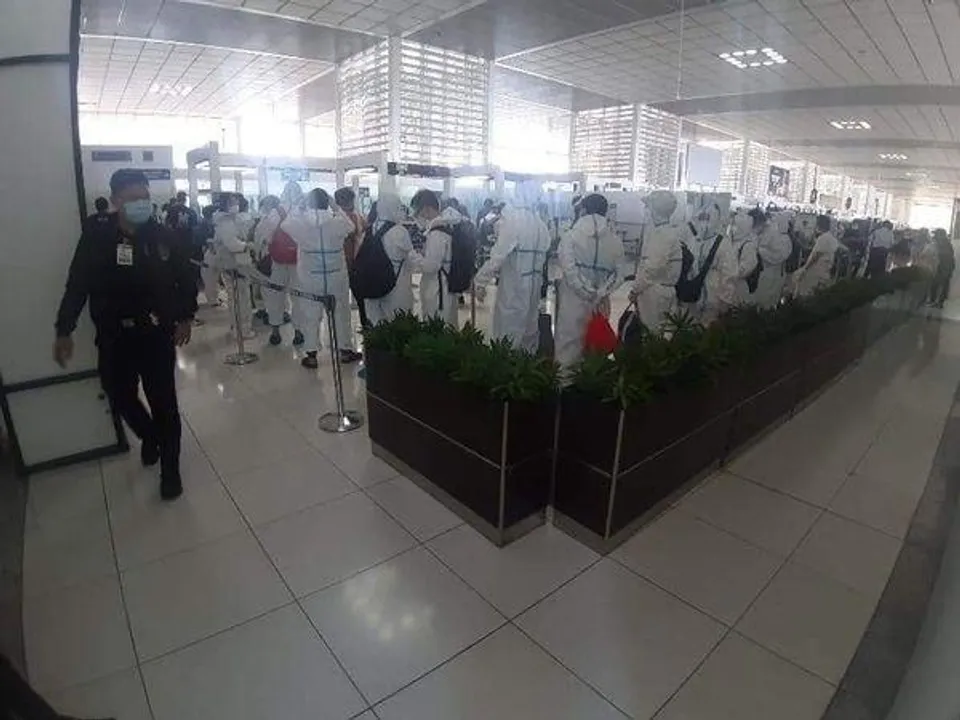 অবৈধ অনলাইন জুয়াখেলার সঙ্গে জড়িত ২১ জনকে নির্বাসিত  করল ফিলিপাইন