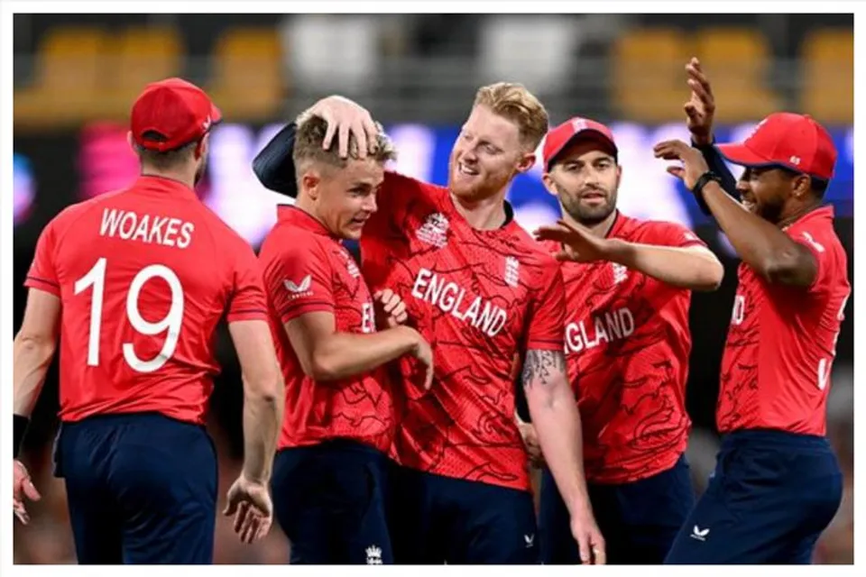 নিউজিল্যান্ডকে হারাল ইংল্যান্ড