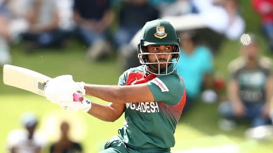 বাংলাদেশকে ৫০ রানের গণ্ডি পার করালেন শামিম