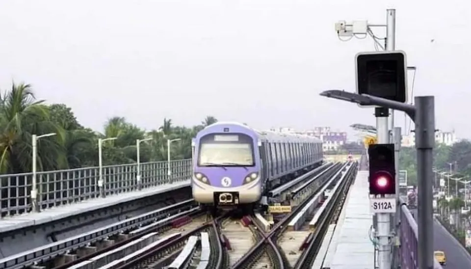 শহরে আবারও মেট্রো বিভ্রাট