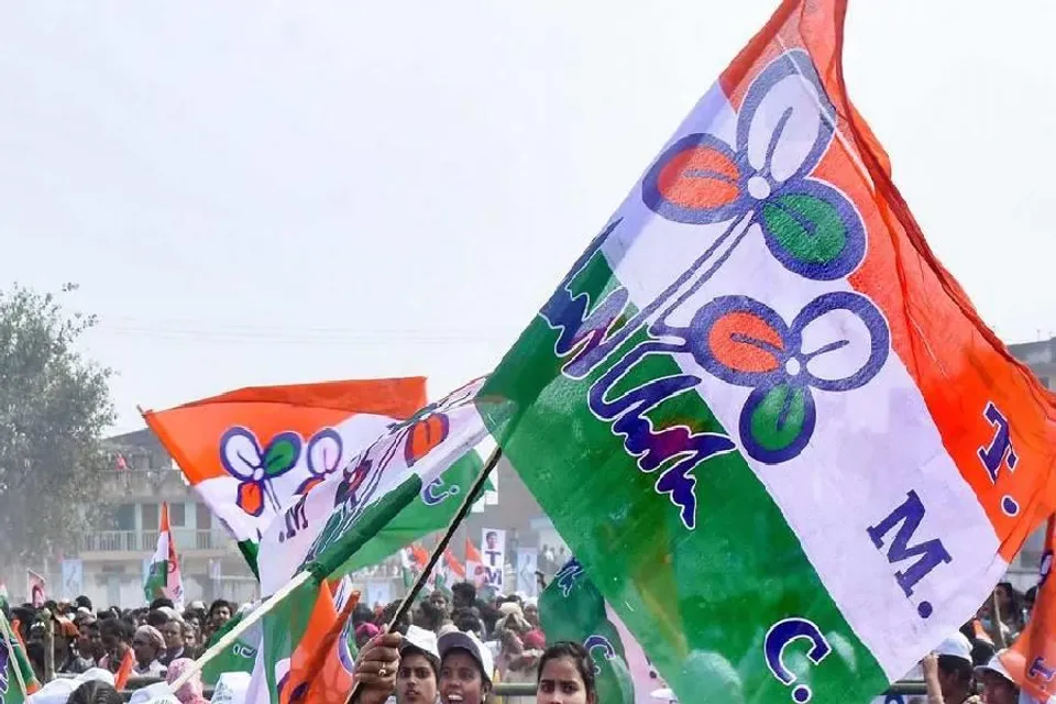 ১ জানুয়ারি তৃণমূল কংগ্রেসের প্রতিষ্ঠা দিবস, বর্ণাঢ্য শোভাযাত্রা