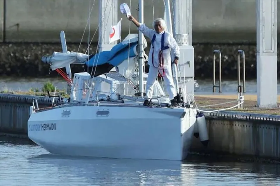 পালতোলা নৌকোকে সঙ্গী করে নন স্টপ একক সমুদ্র যাত্রায় রেকর্ড 'সবচেয়ে বয়স্ক' জাপানি ব্যক্তির