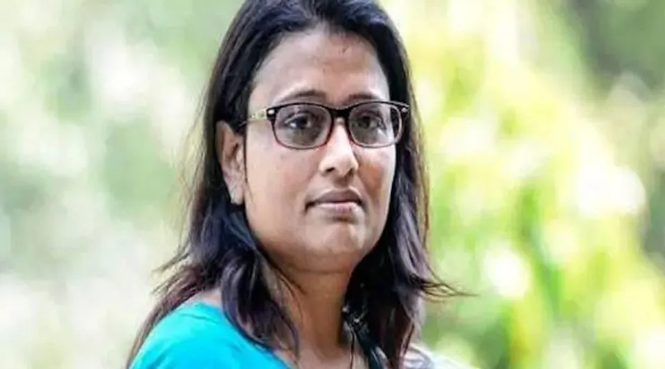 হাঁসখালির নির্যাতিতার নাম প্রকাশ! কাঠগড়ায় পদ্ম-নেত্রী