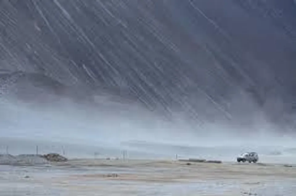 শনিবার অন্ধ্র, ওড়িশায় আঘাত হানতে পারে ঘূর্ণিঝড়