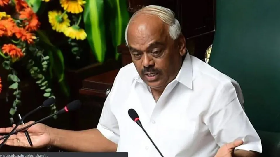 কংগ্রেস নেতার মন্তব্যে বিতর্ক