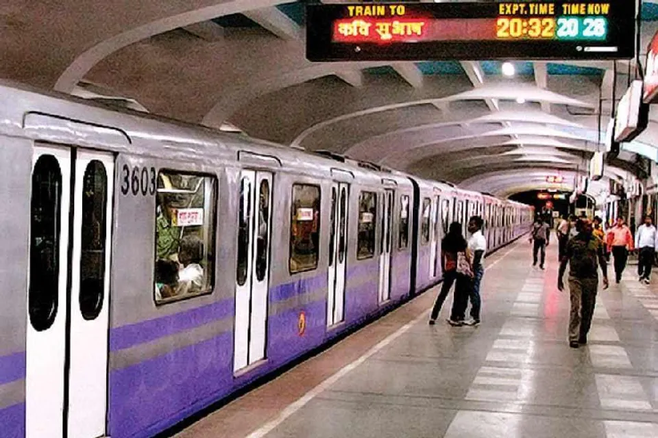 কালীপুজোতে কলকাতা মেট্রোর ইস্ট-ওয়েস্ট রুটে অতিরিক্ত পরিষেবা