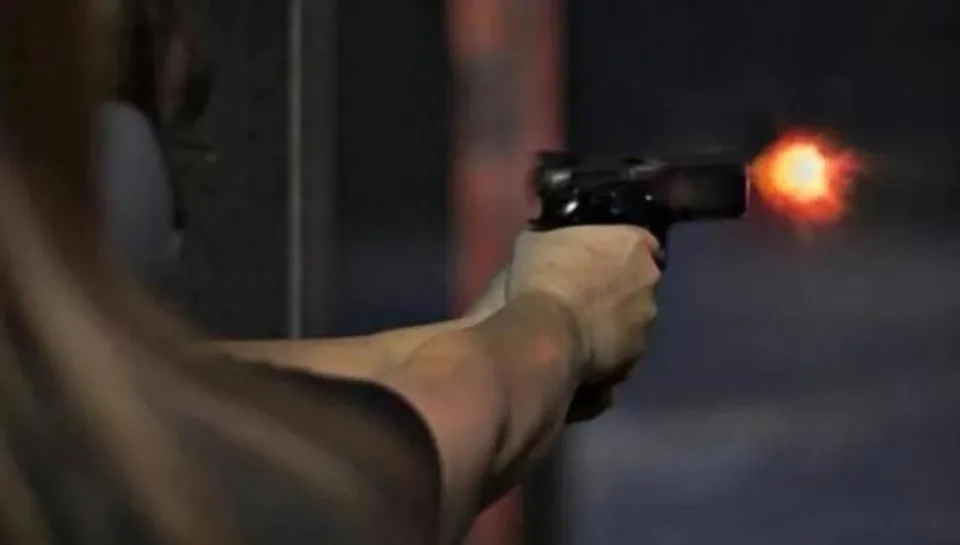 খড়দার ডোমপাড়া এলাকায় শ্যুটআউট