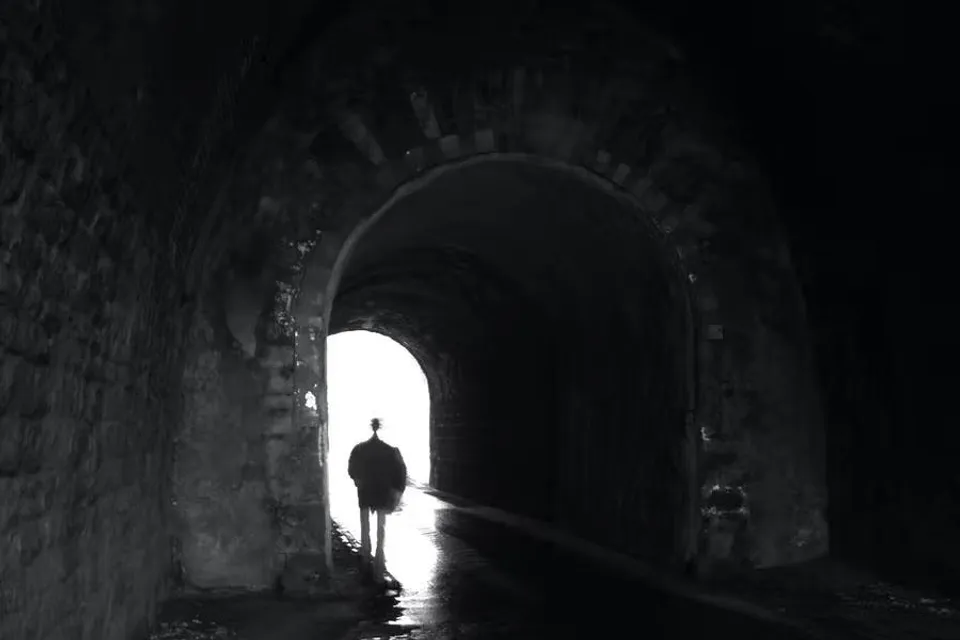 একটু জল খেতে চেয়েছিল, বদলে শিক্ষকের বেধড়ক মারে ছাত্রের মৃত্যু