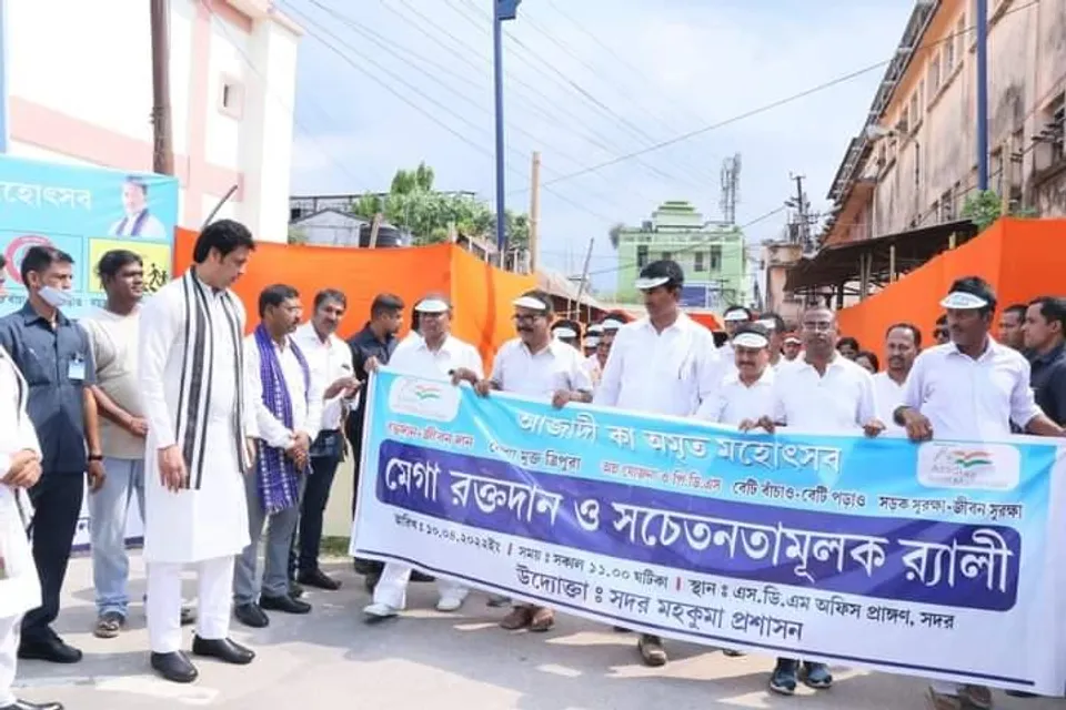 'বাণিজ্যিক গেটওয়েতে রূপান্তরিত হয়েছে ত্রিপুরা'- বিপ্লব কুমার দেব