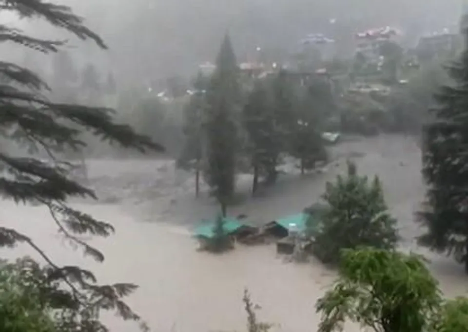 হিমাচল প্রদেশে আচমকা বন্যা, গৃহহীন বহু মানুষ
