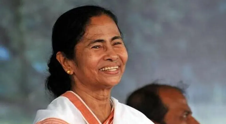 বাণিজ্যণগরীতে উচ্ছ্বসিত প্রশংসা মমতা-মডেলের