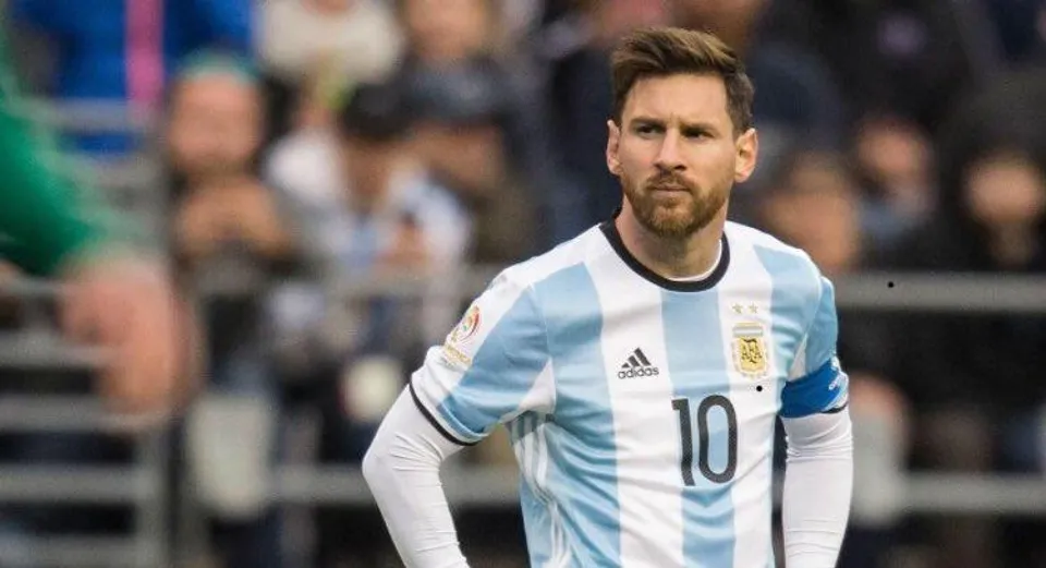 জাতীয় দলের সতীর্থদের সঙ্গে ছবি শেয়ার করলেন লিওনেল মেসি