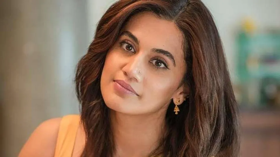 সোশ্যাল মিডিয়ায় তাপসী পান্নুর লুক দেখে হতবাক সকলেই