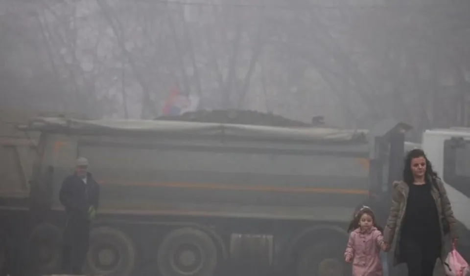 কসোভোতে উত্তেজনা, সর্বোচ্চ সতর্কাবস্থায় সার্বিয়ার সেনাবাহিনী