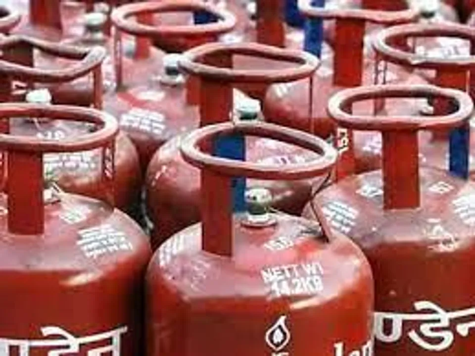 গ্যাসের দাম বাড়ল একধাক্কায়