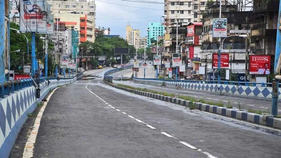 স্বাস্থ্য পরীক্ষার জন্য বন্ধ গড়িয়াহাট উড়ালপুল