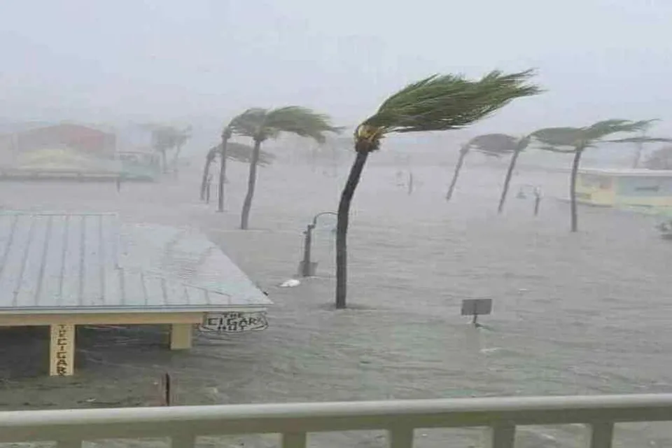 হারিকেন ইয়ান, ফ্লোরিডায় নৌকা ডুবে নিখোঁজ ২৩