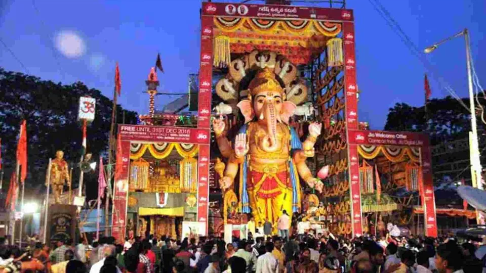 অনলাইনে গণেশ পুজো, প্রসাদ পৌঁছে যাবে বাড়িতে