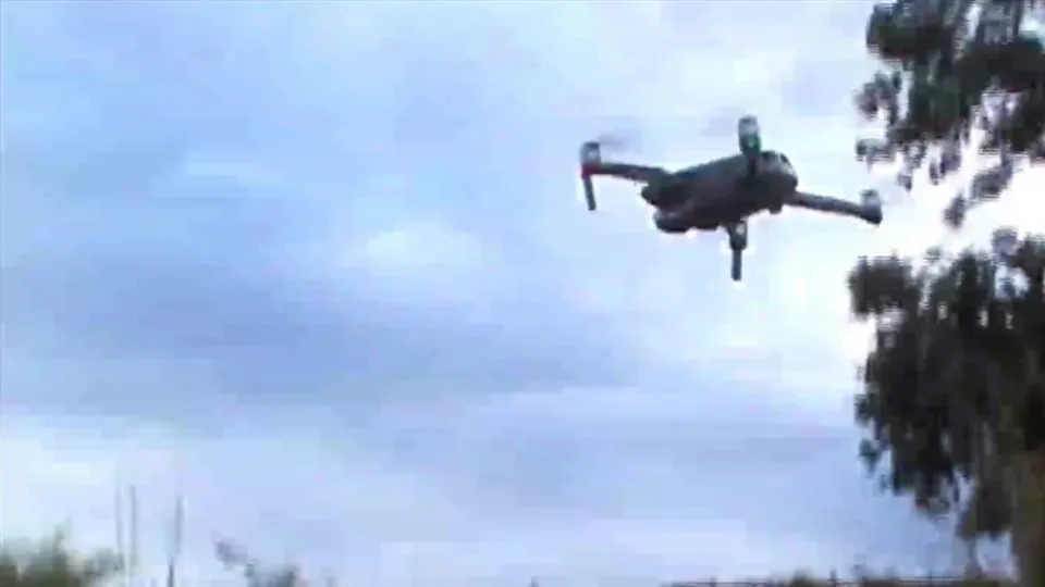 আন্তর্জাতিক সীমান্তের কাছে উড়ছে পাক ড্রোন, জারি অনুসন্ধান অভিযান