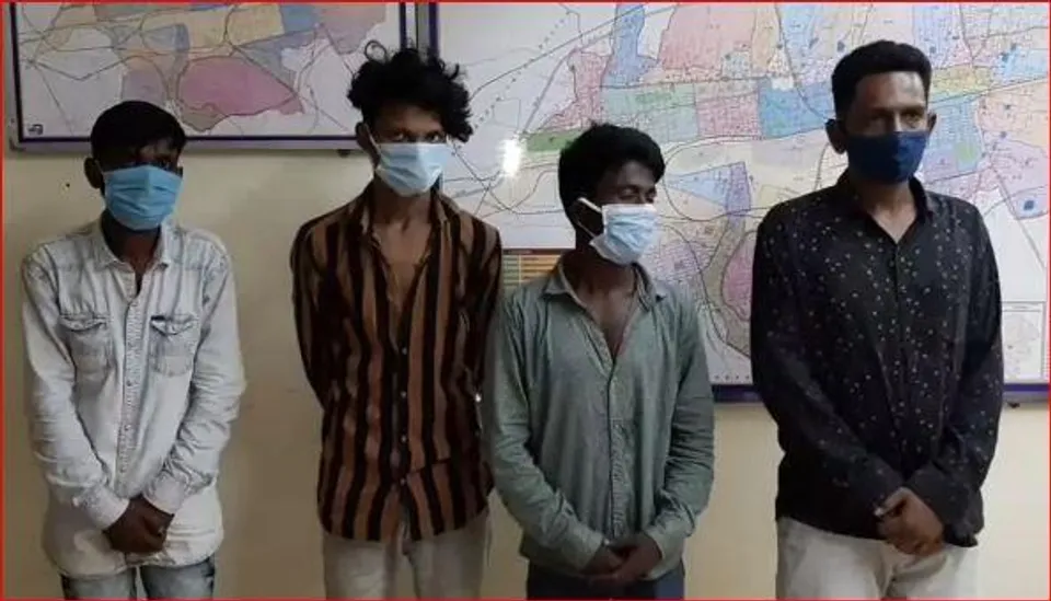 ২২ কেজি গাঁজা সহ গ্রেফতার ৪