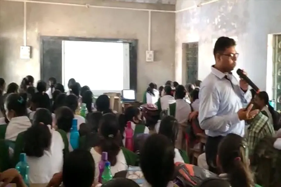 মানব স্বাস্থ্য বিষয়ক সচেতনতা শিবির