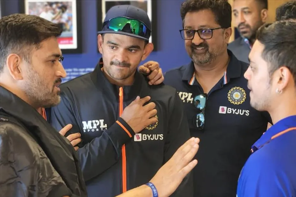 জাতীয় দলের শিবিরে ফের ধোনি