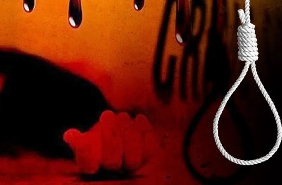 হরিদেবপুরে গলায় ফাঁস দিয়ে আত্মঘাতী মহিলা চিকিৎসক