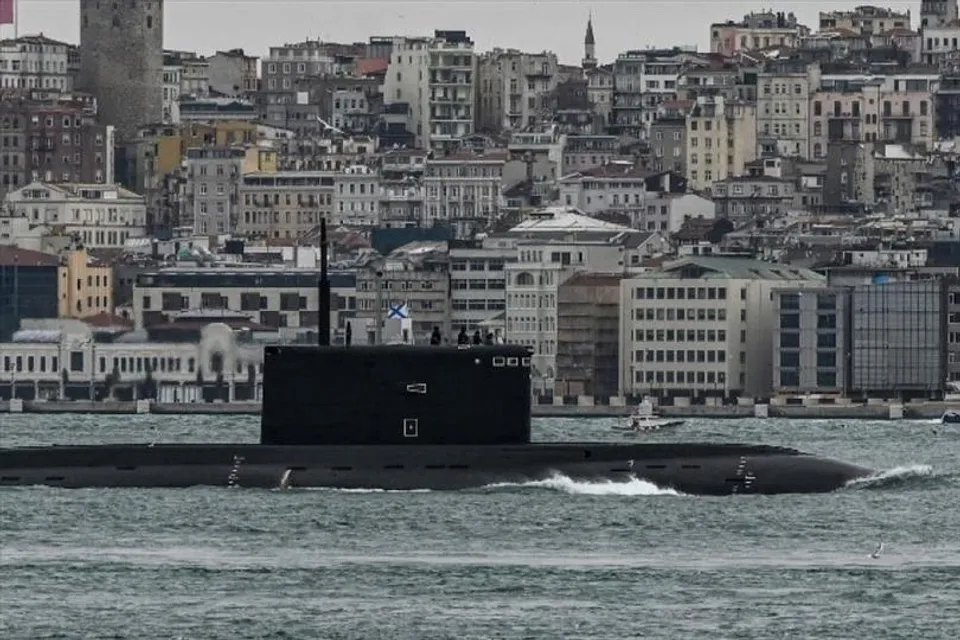 কূটনীতির ফাঁসে কৃষ্ণ সাগর