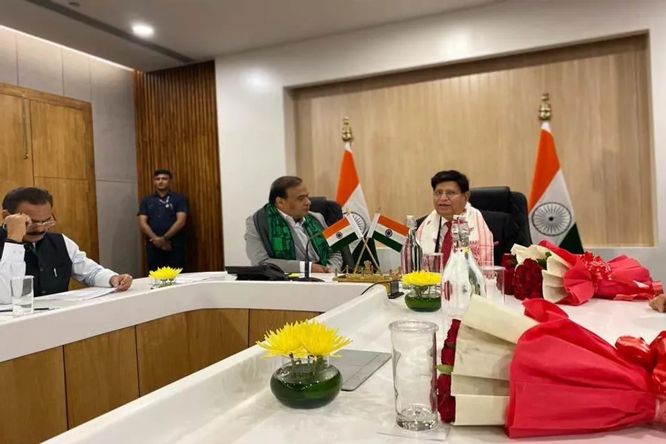 আসামের মুখ্যমন্ত্রীর সঙ্গে দেখা করলেন বাংলাদেশের পররাষ্ট্রমন্ত্রী