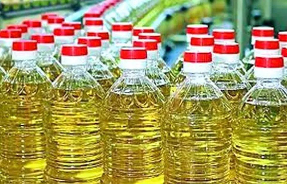আগরতলায় মেয়াদ উত্তীর্ণ ভোজ্য তেল বিক্রির মিলল হদিস