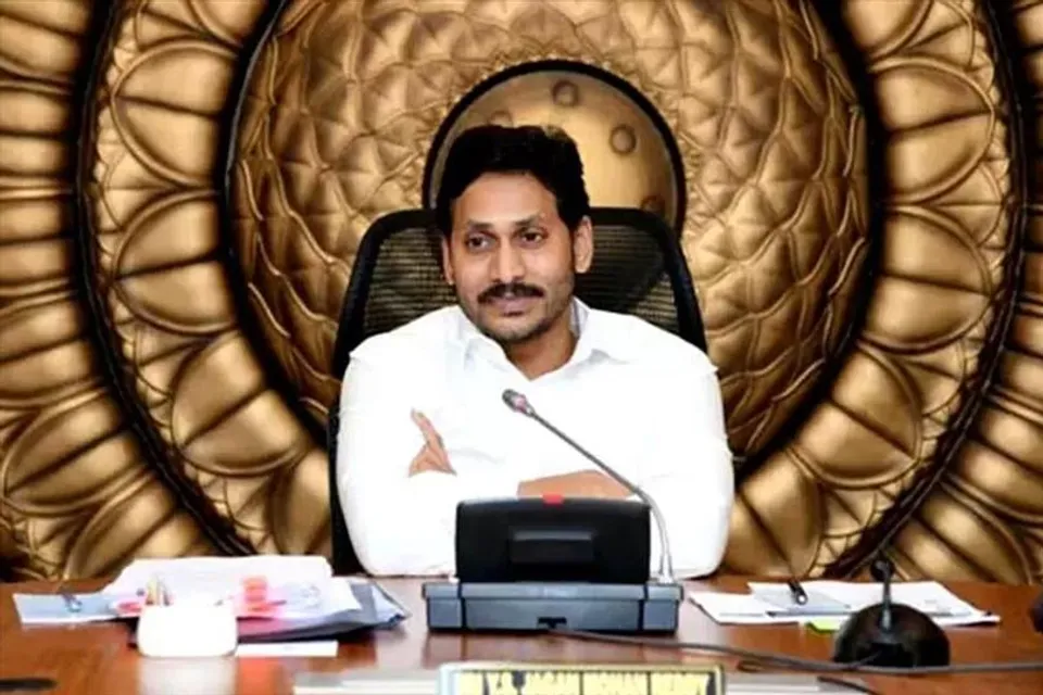 সাসপন্ড করা হল আরটিএর দুই আধিকারিককে