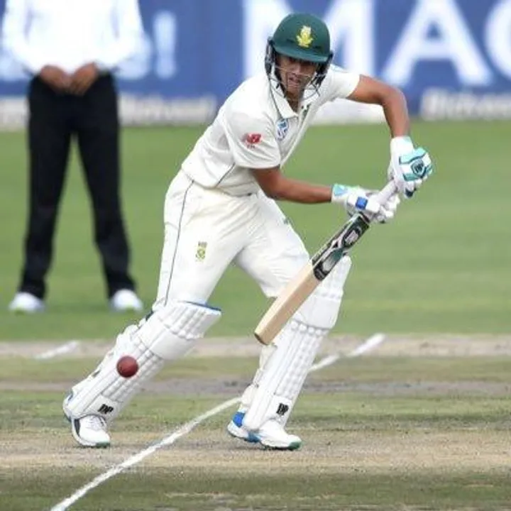 হামজা-কে অস্থায়ীভাবে বরখাস্ত করলো আইসিসি