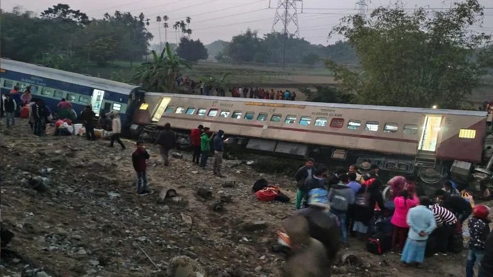 ট্রেন দুর্ঘটনার আর্থিক সাহায্যের ঘোষণা রেলের