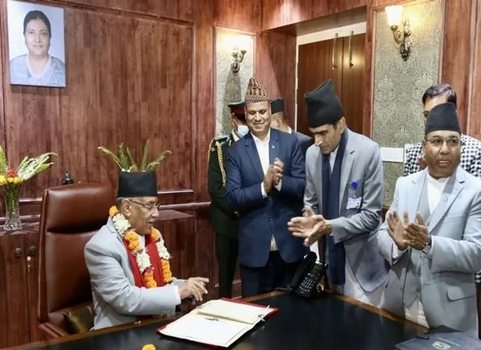 দহল ৩ জন উপ-প্রধানমন্ত্রীকে নিয়ে ৮ সদস্যের মন্ত্রিসভা গঠন করেছে