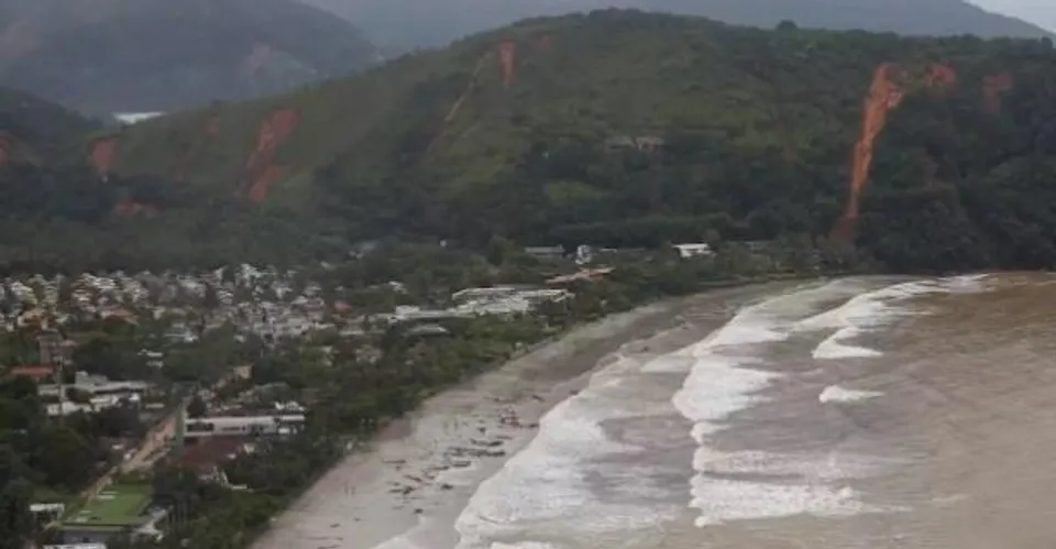 ব্রাজিলে বৃষ্টিতে মৃতের সংখ্যা বেড়ে ৪০, নিখোঁজ ৩৬