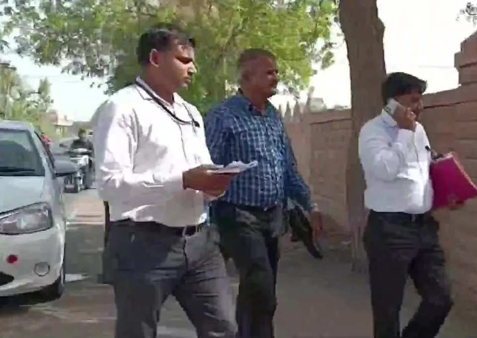 রাজস্থানের মুখ্যমন্ত্রীর ভাই অগ্রসেন গেহলতের বাড়িতে সিবিআই তল্লাশি