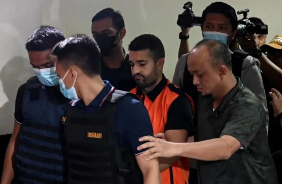 মাদক পাচারকারীকে ইতালিতে ফেরত পাঠাবে ইন্দোনেশিয়া