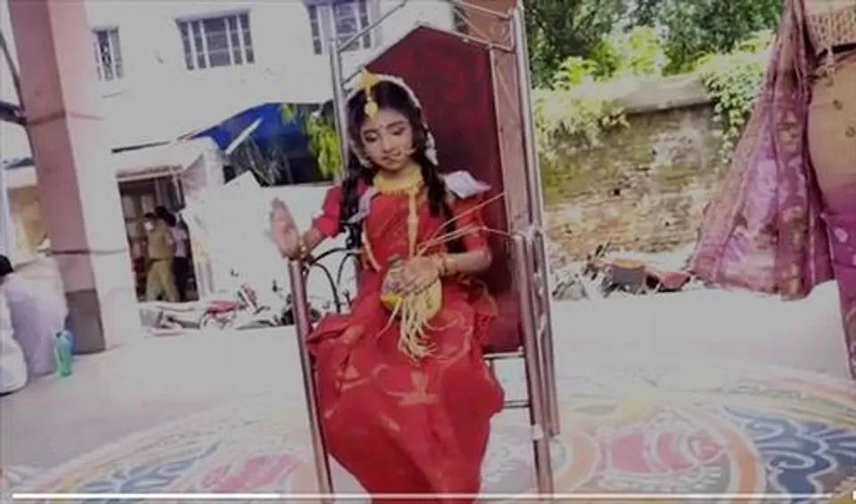 লক্ষ্মীর ভান্ডারের ফর্ম বিলি জীবন্ত লক্ষ্মীর হাত দিয়ে!