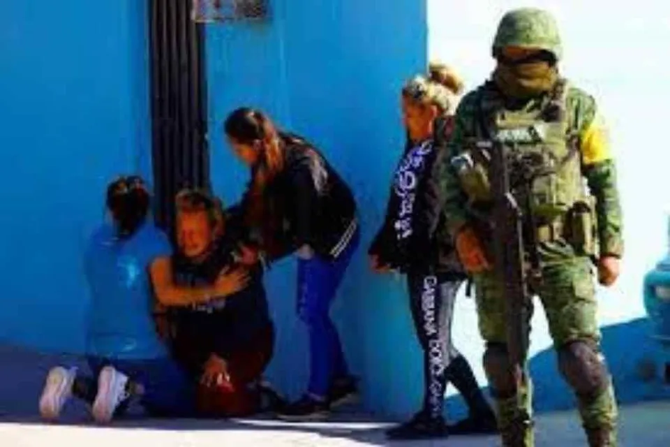 মক্সিকো গুলি হামলা, গুলির আওয়াজ-আর্তনাদ- দেখুন শিহরণ জাগানো ভাইরাল ভিডিও