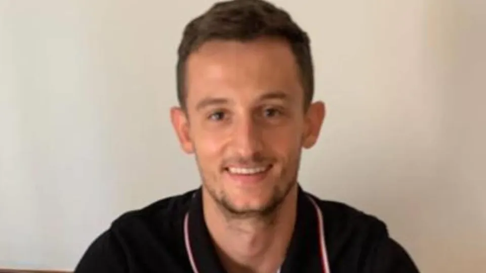 ক্রোয়েশিয়ার ফুটবলার ফ্রাঞ্জো প্রসকে সই করিয়ে ফের চমক ইস্টবেঙ্গলের