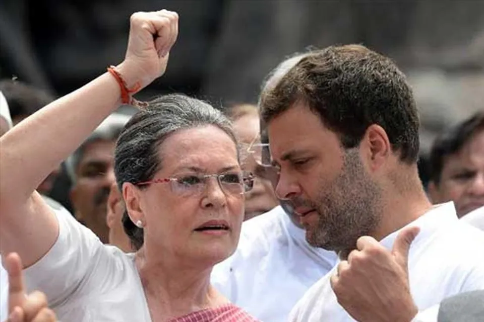 টুইটারে আবেগপ্রবণ রাহুল, মা সোনিয়ার জন্য করলেন বিশেষ পোস্ট