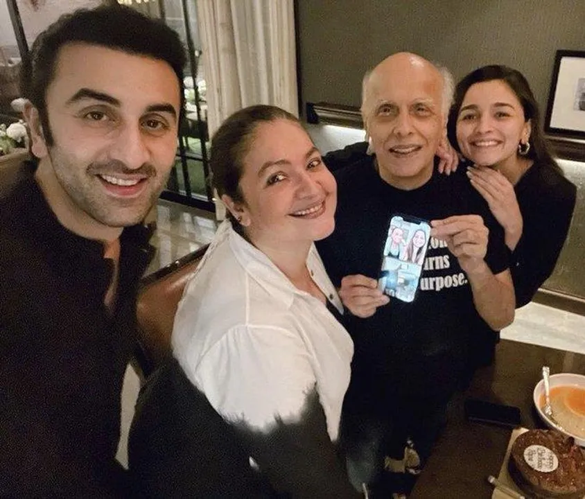 মহেশ ভাটের জন্মদিনে একসঙ্গে রনবির-আলিয়া, দেখুন ছবি