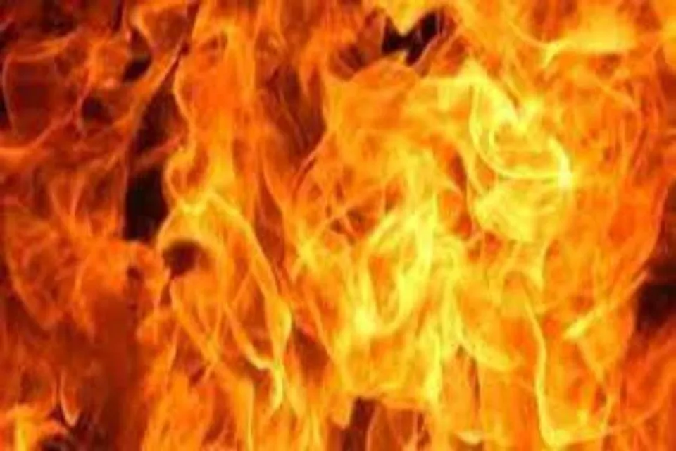 বেলেঘাটায় আগুন