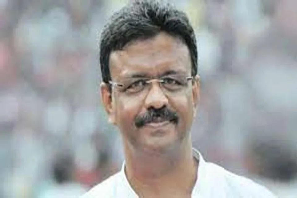 ঈদের শুভেচ্ছার মধ্যে দিয়ে কাজে অনুপ্রেরণা যোগালেন ফিরাদ হাকিম