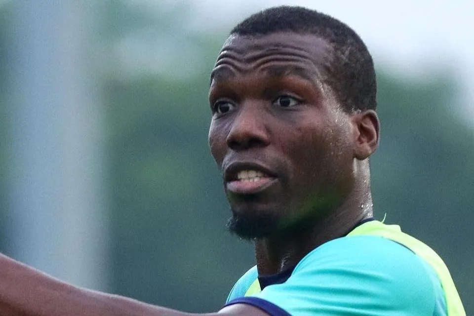 ক্যামেরার পিছনের ব্লুপার্স, অন্যরকম ভিডিও শেয়ার করল ATKMB