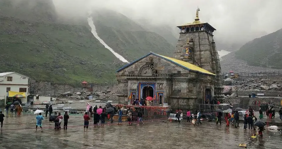 উত্তরাখণ্ড-কে সাহায্যের হাত বাড়িয়ে দিল গুজরাট
