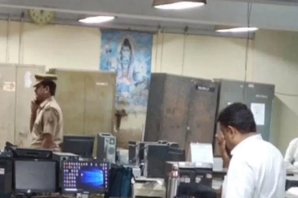 কো-অপারেটিভ ব্যাঙ্কে ১৪৬ কোটি টাকা ট্রান্সফারকাণ্ডে গ্রেফতার একাধিক