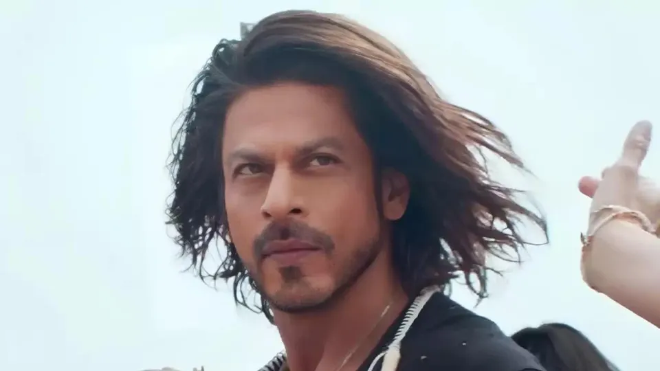 ওটিটি মুক্তির জন্য আলাদা শংসাপত্রের দাবি ‘পাঠান’-এর