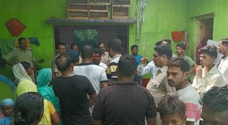 জামুরিয়ায় শুট আউট! গুলিবিদ্ধ হয়ে মৃত্যু ছোট ভাইয়ের, অভিযোগের তির সেজো ভাইয়ের দিকে